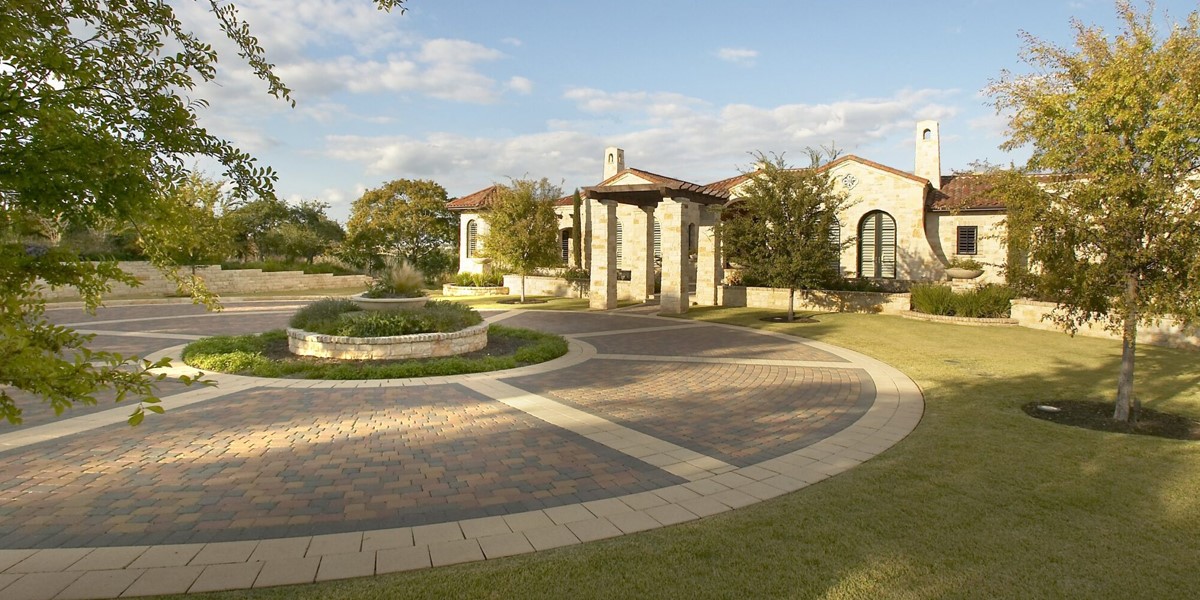 Finding Landscaping Companies in Austin TX That Match Your Style