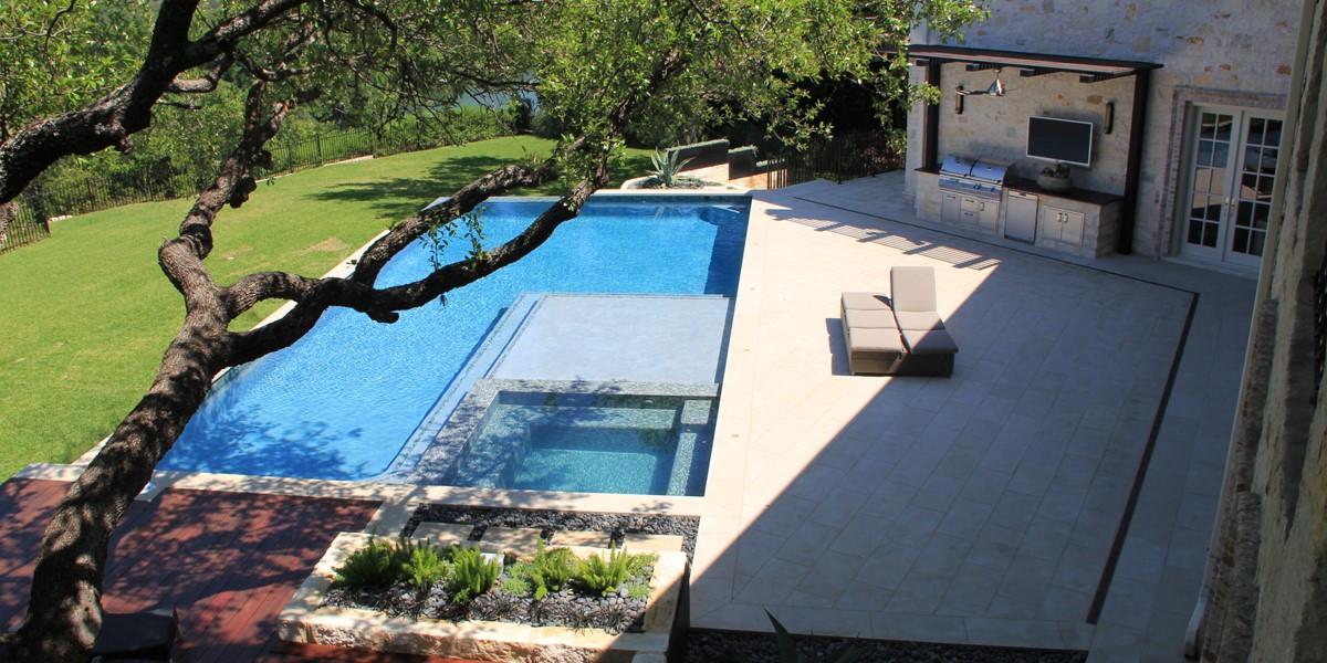 Why are Homeowners Choosing Sleek and Quiet Pool Designs?